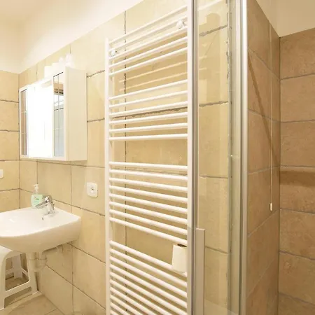 Gorgeous In With Wifi Apartment Lamon