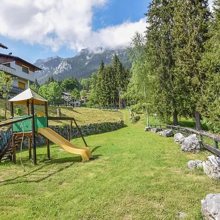 Apartman Gorgeous In With Wifi Lamon